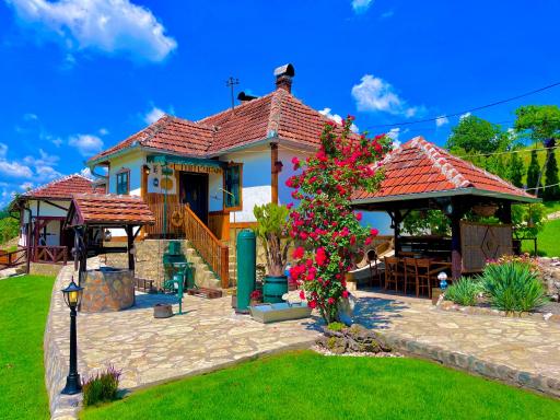 Etno selo Stanojevic - Housity