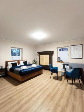 Stara oficyna - Housity