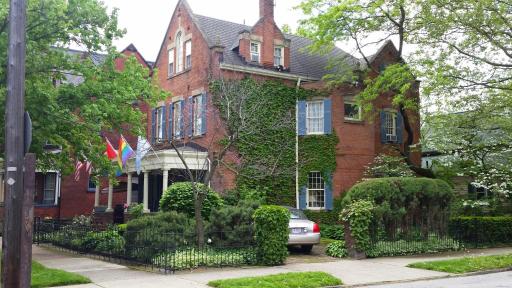 Clifford House Private Home B&B - Housity