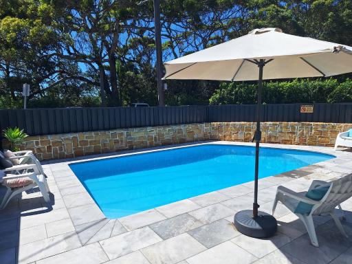 Bay House Motel - Housity