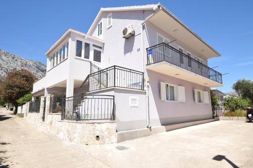 Apartments Jakov - Housity