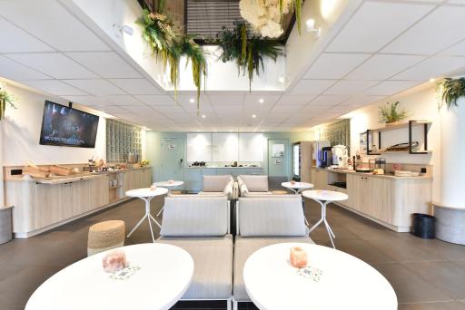 Hôtel Kyriad La Rochelle Centre Ville - Housity