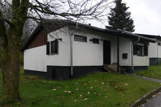 Gemütlicher Ferienbungalow in Usseln bei Willingen, kostenloses WLAN - Housity