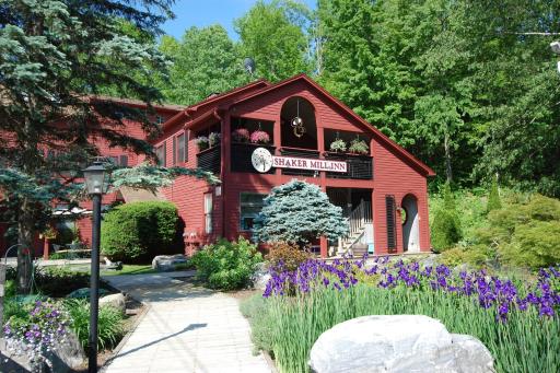 Shaker Mill Inn - Housity