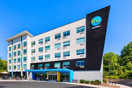 Tru by Hilton Asheville Blue Ridge Parkway - Housity