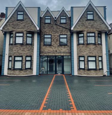 Regal Hotel - Housity