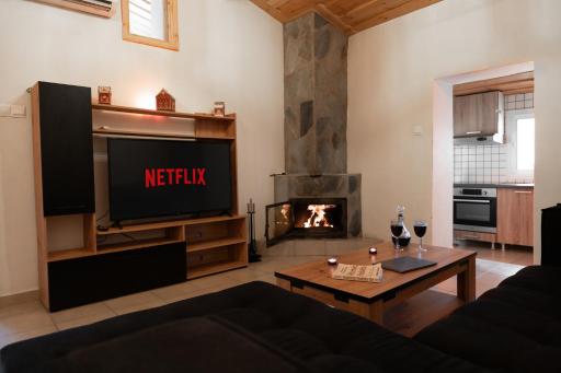 Aprosmeno Jacuzzi House 4 - Housity