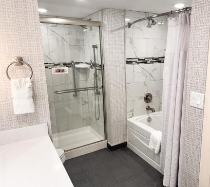 Clayton Plaza Hotel & Extended Stay - Housity