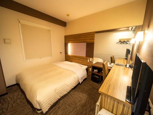 Super Hotel Kochi - Housity