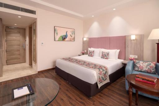 Nidhivan Sarovar Portico Vrindavan - Housity