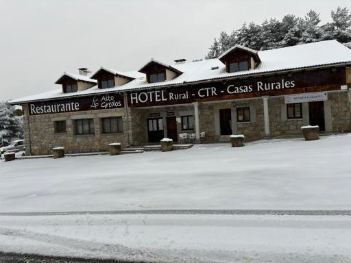 ALTOGREDOS Hotel Rural y apartamentos turísticos - Housity