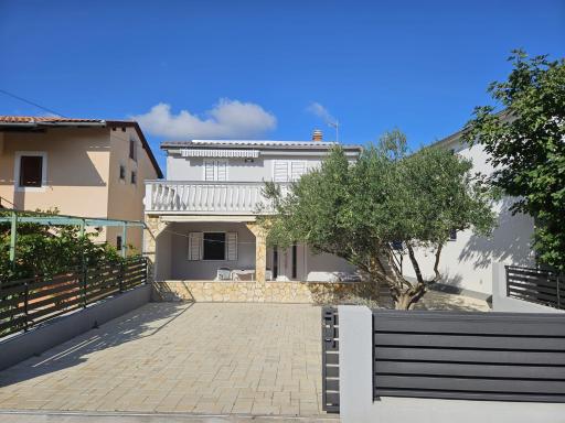 Apartman Julija - Housity