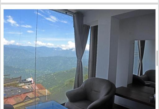 Hotel King Near DRC Parking - Housity