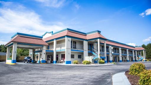 Executive Inn Yanceyville - Housity