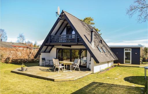 Three-Bedroom Holiday Home In Hadsund - Housity