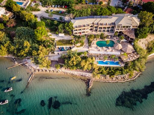 Gloria Maris Hotel Suites and Villa - Housity