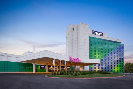 Harrah's Casino & Hotel Council Bluffs - Housity