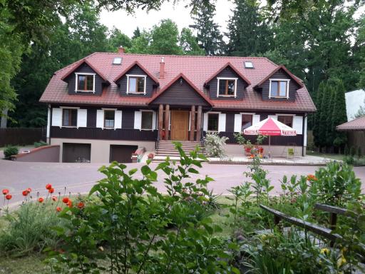 Pensjonat Leśny Dworek - Housity