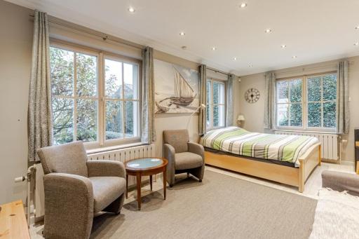 Cosy Studio close to Bruxelles South Charleroi Airport - Housity