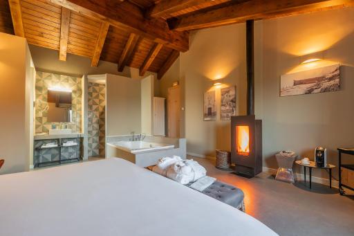 Hotel Mas De Cebrian - Housity