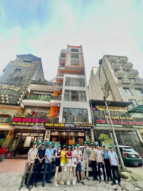 Ngoc Huyen Hotel - Hizvo