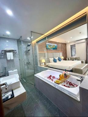 Central Halong Hotel - Hizvo
