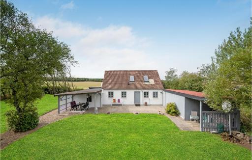 1 Bedroom Beautiful Home In Roslev - Housity