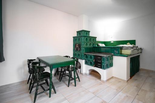 Chata Spaní na peci - Housity