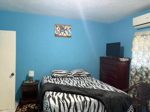 Thompson Royal Apartments - Housity