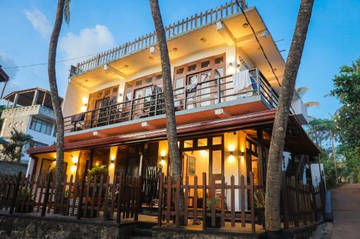 Ocean Breeze Villa - Housity