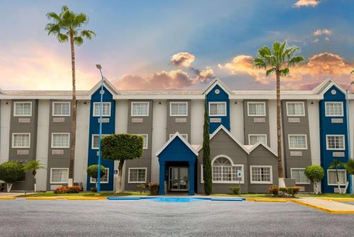 Microtel Inn & Suites by Wyndham Culiacán - Housity