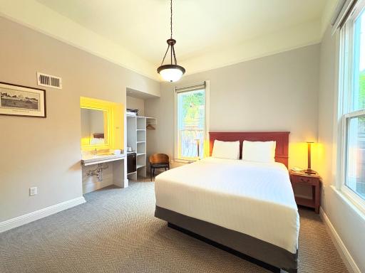 The Grove Inn - Housity