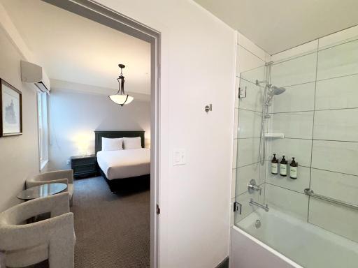 The Grove Inn - Housity