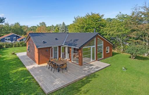 Lovely Home In Skælskør With Kitchen - Housity
