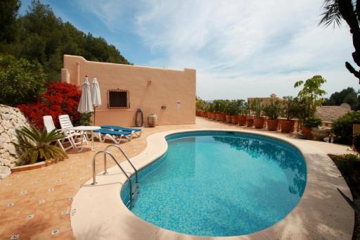 Chrisuli - well furnished villa with panoramic views in Moraira - Housity