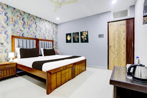 Super Townhouse VIP Hills Hitech City - Housity