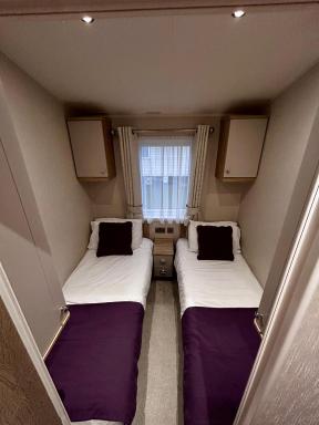 Lake District Willerby Vogue Lodge, Lake View on Haven Lakeland Gold Grade - Housity