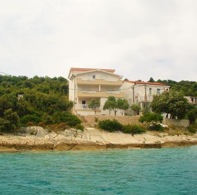 Apartments Loncar - Housity