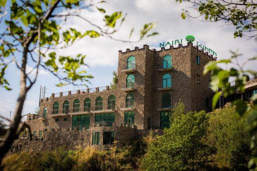 Nairi Hotel - Housity