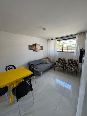 Apto a 2,6km do Caribessa e 2,1km do Shopping Manaira. - Housity