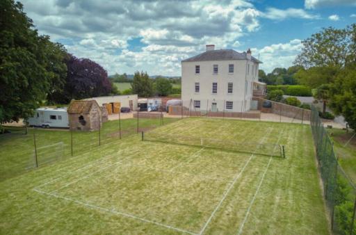 Countryside Annexe, with hottub, sleeps up to 4 - Housity