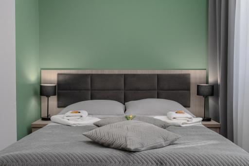 Hotel w Dobieszkowie - Housity