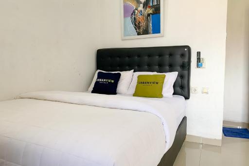 Urbanview Hotel Permata Syariah Garut - Housity