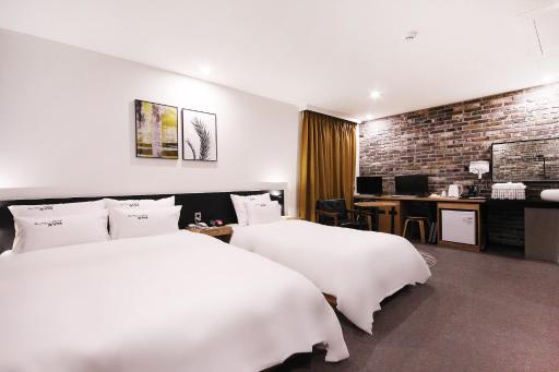 XYM Hotel Mundeok - Housity