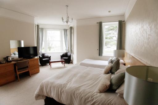 Anchorage Hotel - Housity