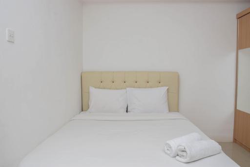 Cozy and Strategic Studio at Bassura City Apartment By Travelio - Housity