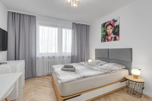 Andersena 190 B - 12 piętro - 10 min CMKP - 5 min Metro - 15 min Centrum - Housity