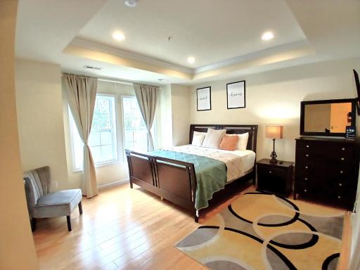 Luxury & Cushy Private Room in DC - Housity