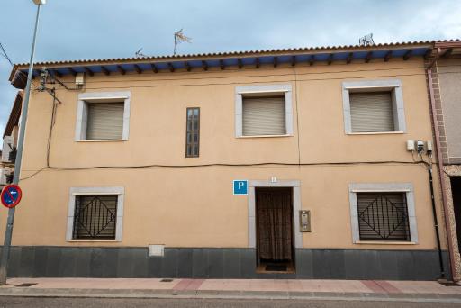 Pensión Discoves - Housity