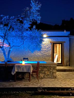 Art House Kruje - Housity